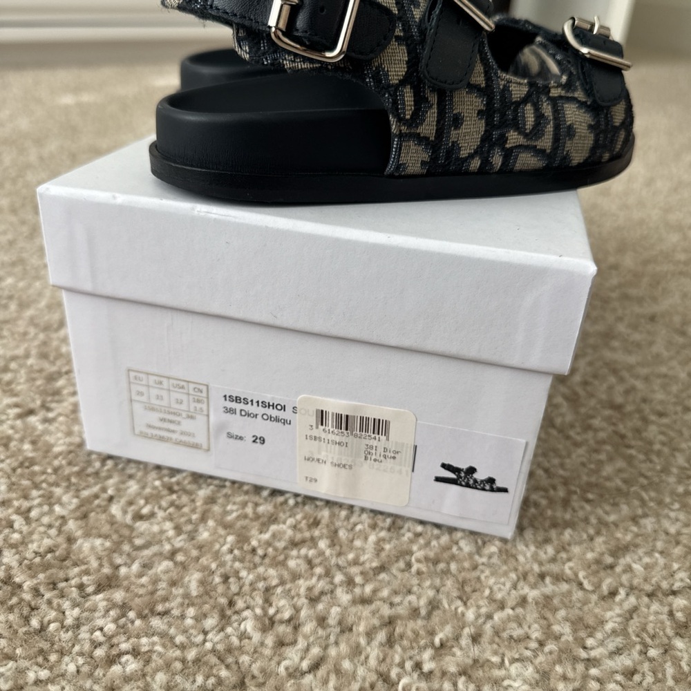 Dior Monogram Sandals - Picture 5 of 6